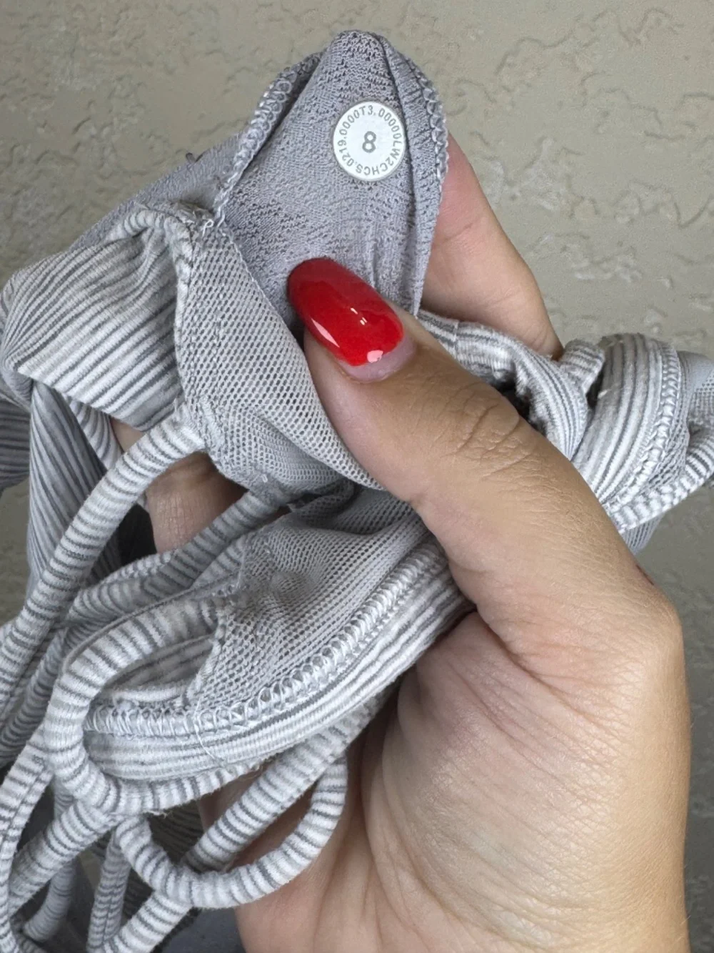 Lululemon Free To Be Wild Strappy Sports Bra Gray Stripe Size 8